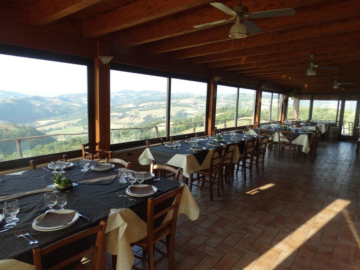 Agriturismo La Terrazza Valfabbrica Exterior photo
